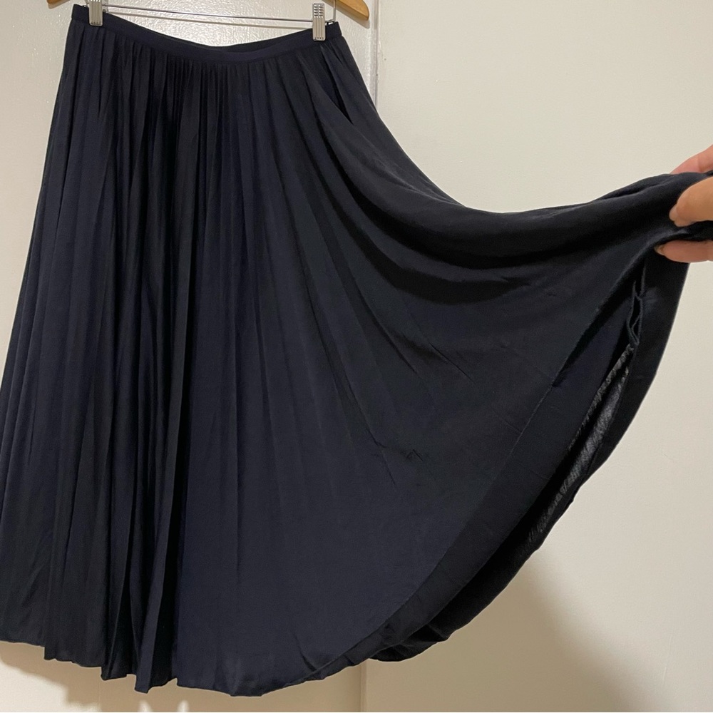 MaxMara Black Midi Lining Skirt Size Large - Picture 2 of 5